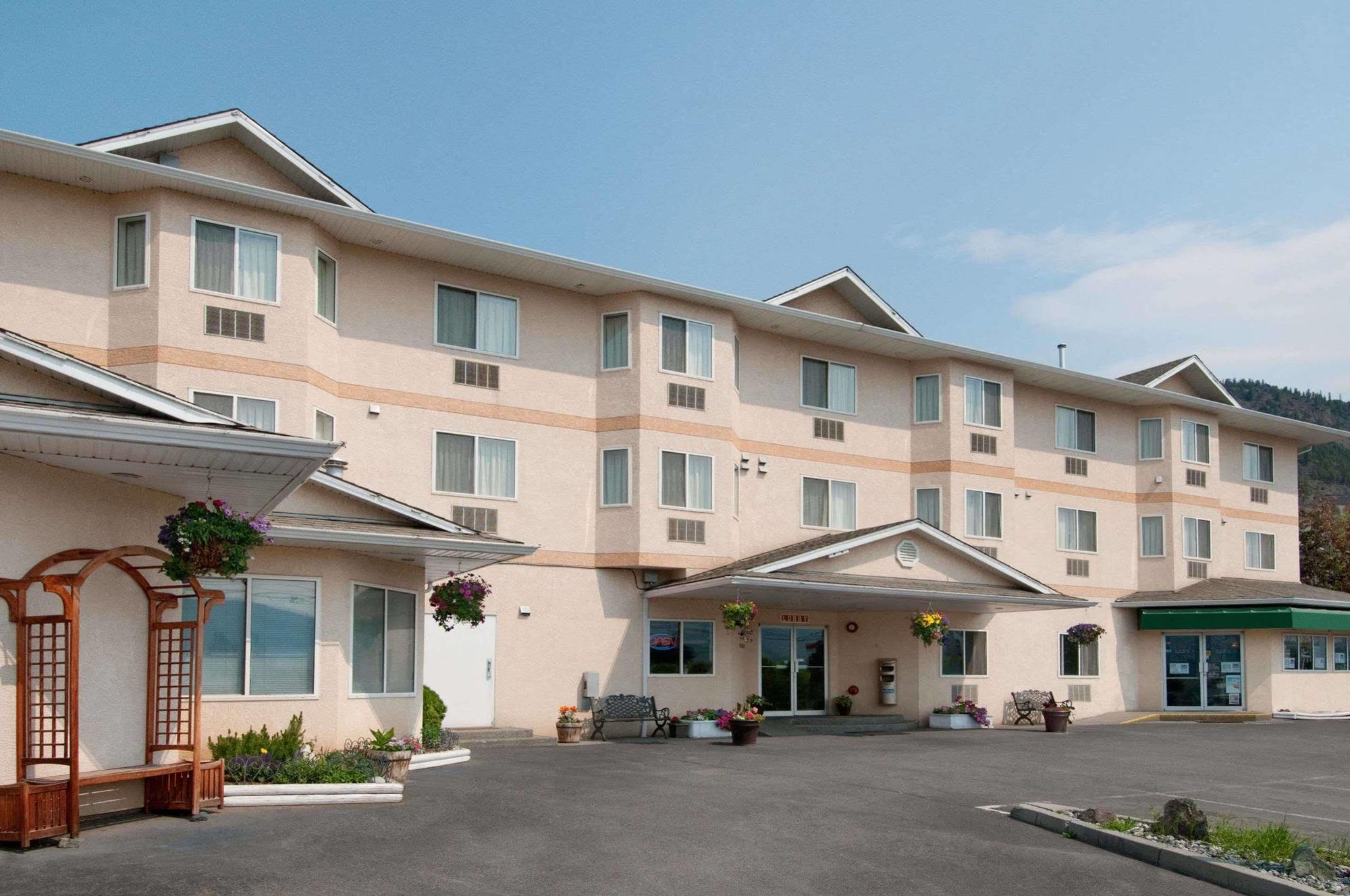 George Mountain View Hotel & Resto Merritt Exteriér fotografie